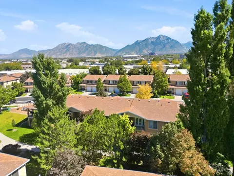View/Area - 9480 S Hidden Point Dr, Sandy, UT 84070 photo 1 of 8