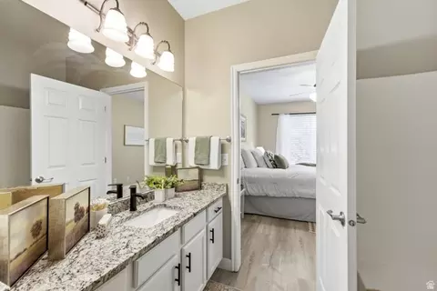 Bath - 9480 S Hidden Point Dr, Sandy, UT 84070 photo 3 of 4