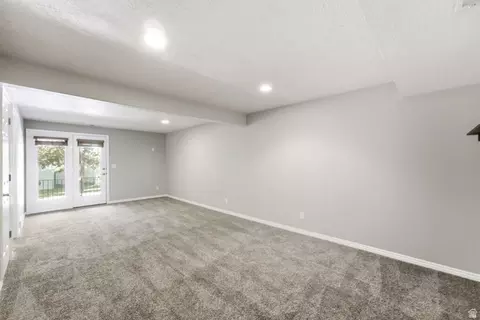 Living - 9480 S Hidden Point Dr, Sandy, UT 84070 photo 4 of 5