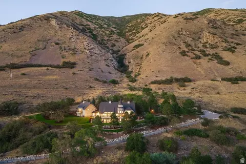 Exterior - 190 N 1440 E, Springville, UT 84663 photo 3 of 13