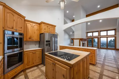 Kitchen - 190 N 1440 E, Springville, UT 84663 photo 3 of 4