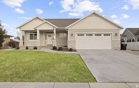 7067 7067 S 2700 W, West Jordan, UT 84084