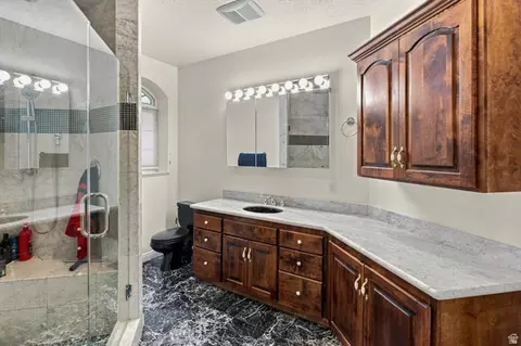 Bath - 1358 Palisade Cir, Logan, UT 84321 photo 3 of 5