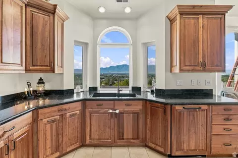 Kitchen - 1358 Palisade Cir, Logan, UT 84321 photo 5 of 6