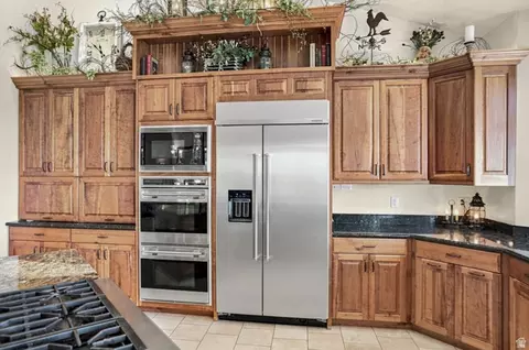 Kitchen - 1358 Palisade Cir, Logan, UT 84321 photo 2 of 6