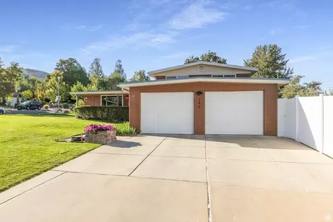 Exterior - 246 E 2200 S, Bountiful, UT 84010 photo 2 of 13