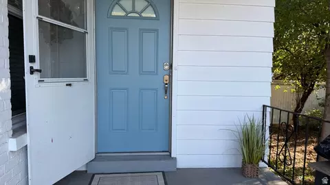 Exterior - 432 E 400 N, Logan, UT 84321 photo 2 of 5