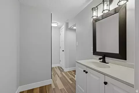 Bath - 684 E 1300 N, Ogden, UT 84404 photo 3 of 5