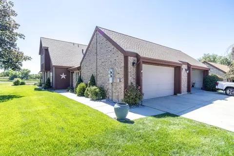 Exterior - 317 Willow Way, Pleasant View, UT 84414 photo 2 of 4