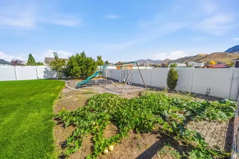 Exterior - 510 N 600 E, Smithfield, UT 84335 photo 7 of 8