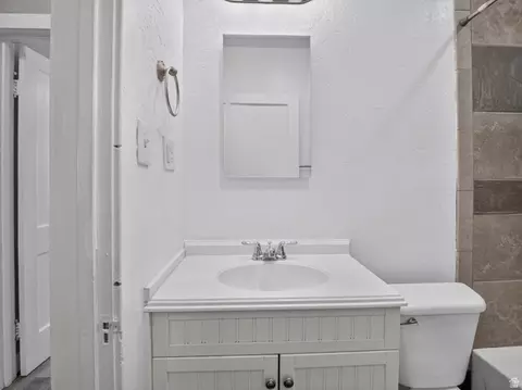 Bath - 654 E 500 N, Provo, UT 84606 photo 1 of 5