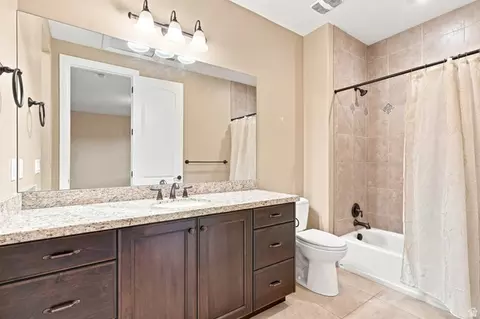 Bath - 3149 E 10000 S, Sandy, UT 84092 photo 7 of 7