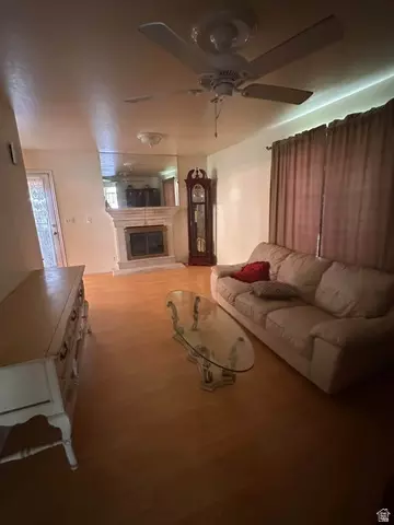 Living - 2240 Evergreen View Ct S, Millcreek, UT 84109 photo 4 of 5
