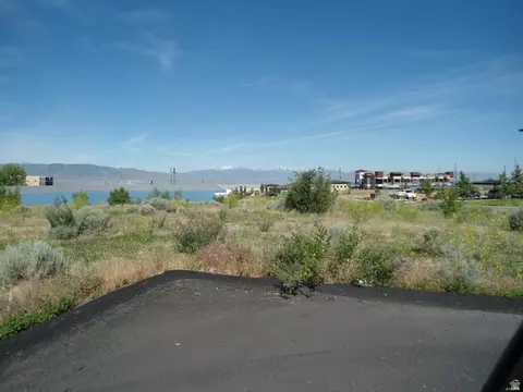1703302 W 170330251 W, Orem, UT 84057 photo 2