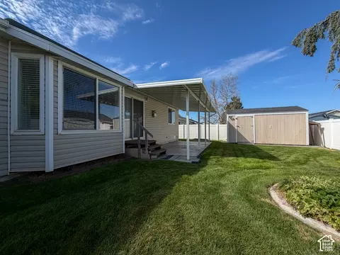Exterior - 4040 W 5075 S, Roy, UT 84067 photo 8 of 9