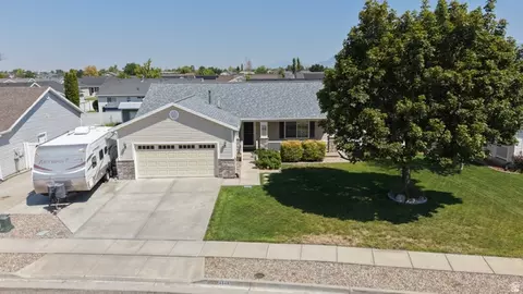 View/Area - 4040 W 5075 S, Roy, UT 84067 photo 1 of 6