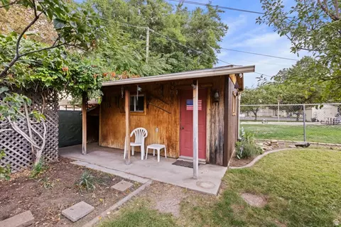 Exterior - 5822 S 2575 W, Roy, UT 84067 photo 10 of 10