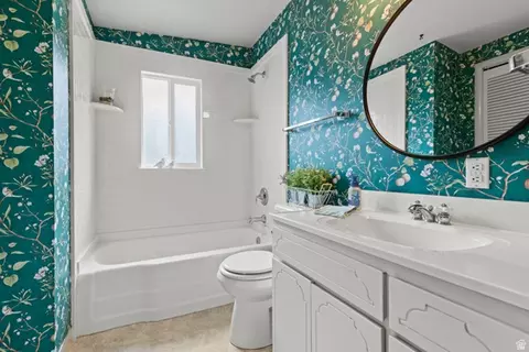 Bath - 5822 S 2575 W, Roy, UT 84067 photo 1 of 2