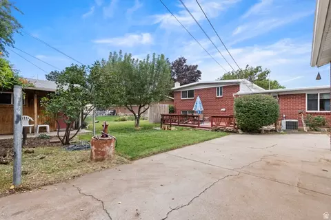 Exterior - 5822 S 2575 W, Roy, UT 84067 photo 7 of 10