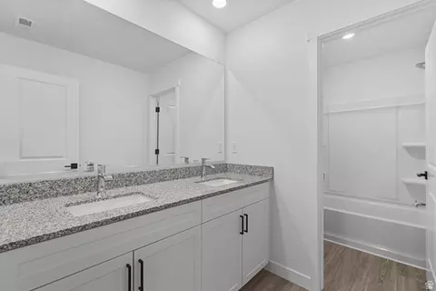 Bath - 7258 Bald Eagle Way N, Eagle Mountain, UT 84005 photo 3 of 5