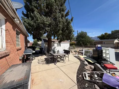 Exterior - 7915 S Coolidge St, Midvale, UT 84047 photo 5 of 10