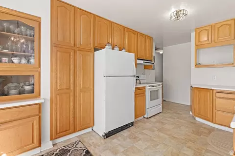 Kitchen - 664 W Wasatch St, Midvale, UT 84047 photo 3 of 3