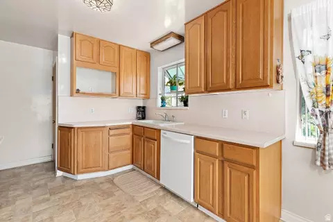 Kitchen - 664 W Wasatch St, Midvale, UT 84047 photo 2 of 3