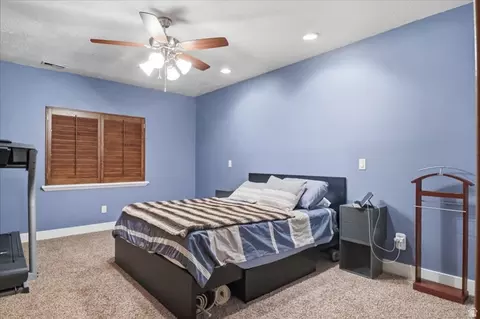 Bedroom - 554 W 2400 S, Syracuse, UT 84075 photo 4 of 4
