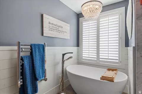 Bath - 554 W 2400 S, Syracuse, UT 84075 photo 1 of 12