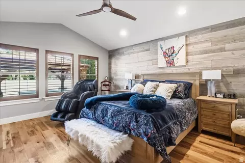 Bedroom - 554 W 2400 S, Syracuse, UT 84075 photo 1 of 4