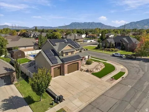 View/Area - 554 W 2400 S, Syracuse, UT 84075 photo 2 of 8