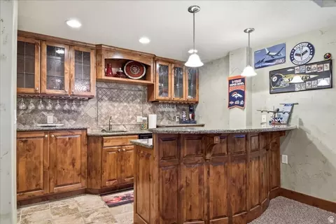 Kitchen - 554 W 2400 S, Syracuse, UT 84075 photo 4 of 4