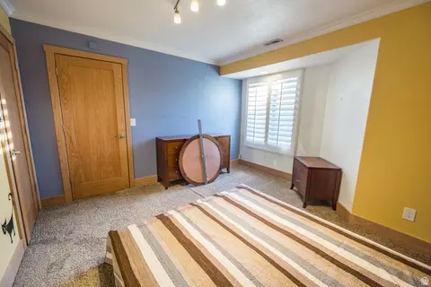 Bedroom - 2249 E Gambel Oak Dr S, Sandy, UT 84092 photo 6 of 7
