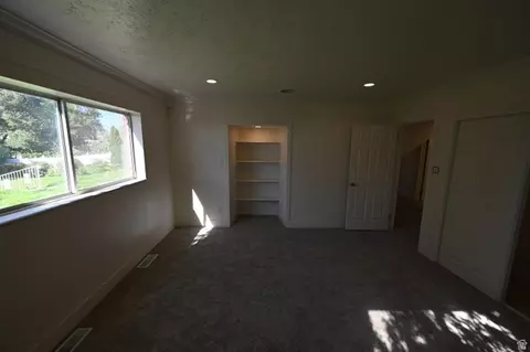 Bedroom - 2928 S Davis Blvd, Bountiful, UT 84010 photo 2 of 4