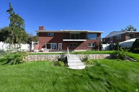 Exterior - 2928 S Davis Blvd, Bountiful, UT 84010 photo 4 of 5