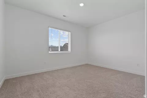 Bedroom - 7181 Switchback Way N, Eagle Mountain, UT 84005 photo 5 of 10