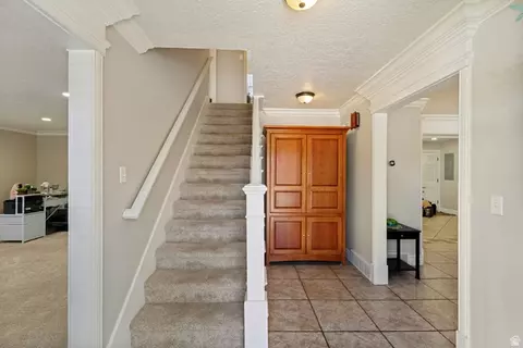 Entry Way - 808 E Savannah Dr, Sandy, UT 84094 photo 2 of 2