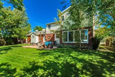 Exterior - 808 E Savannah Dr, Sandy, UT 84094 photo 9 of 11