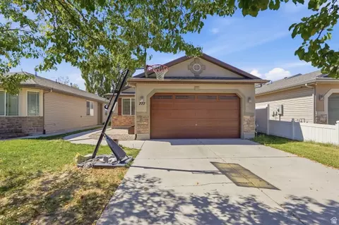 777 N Skipton Dr, North Salt Lake, UT 84054