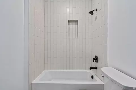 Bath - 449 E Greenwood Ave, Midvale, UT 84047 photo 5 of 6