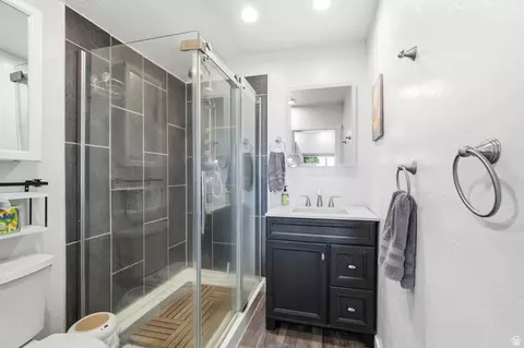 Bath - 5113 E Hwy 36, Preston, ID 83263 photo 1 of 1
