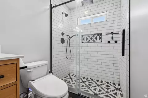 Bath - 432 E 1800 S, Orem, UT 84058 photo 3 of 3