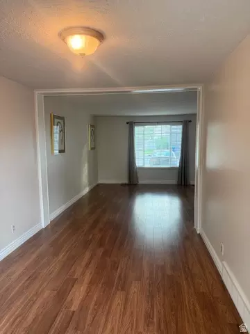 Living - 669 W 1950 N, Centerville, UT 84014 photo 2 of 2