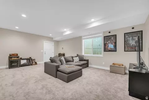 Living - 410 E Pages Ln, Centerville, UT 84014 photo 3 of 3