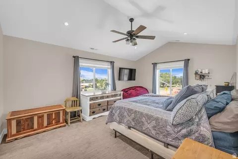 Bedroom - 410 E Pages Ln, Centerville, UT 84014 photo 1 of 5