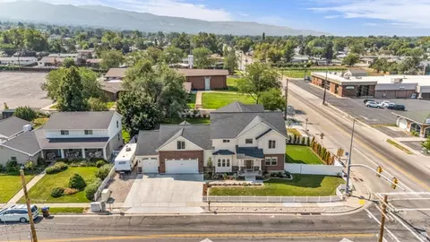 View/Area - 410 E Pages Ln, Centerville, UT 84014 photo 2 of 7
