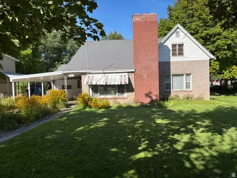 Exterior - 195 N 500 W, Logan, UT 84321 photo 2 of 4