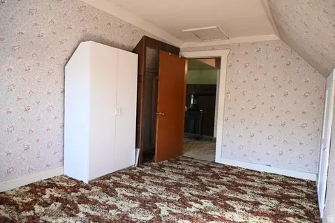 Bedroom - 195 N 500 W, Logan, UT 84321 photo 3 of 3