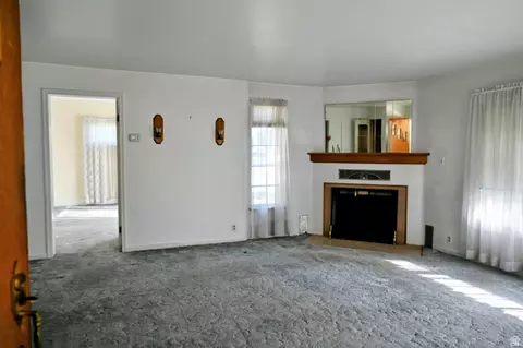 Living - 195 N 500 W, Logan, UT 84321 photo 1 of 3