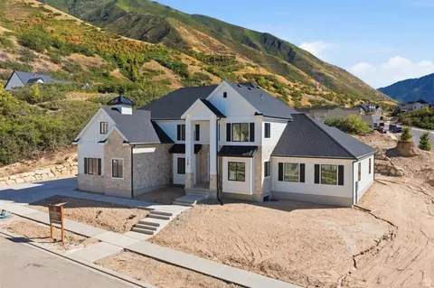 Exterior - 258 E Maple Ridge Dr, Mapleton, UT 84664 photo 3 of 12